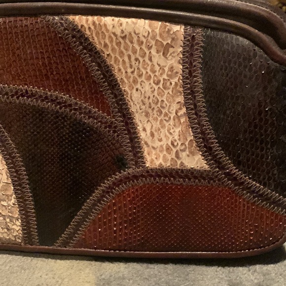 🤩Host Pick🤩 1980s vintage Convertible clutch👝 - Picture 10 of 10